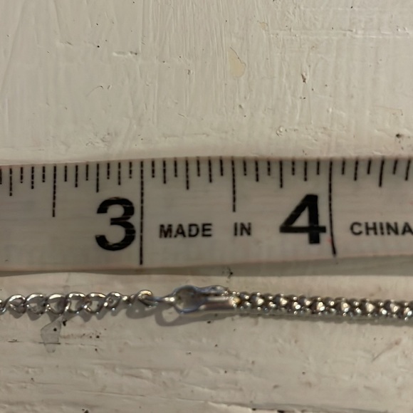 16.5” Contempo Collection silver plated Omega chain necklace & heart pendant - Picture 14 of 16